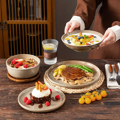 16-teiliges Geschirrset in Braun